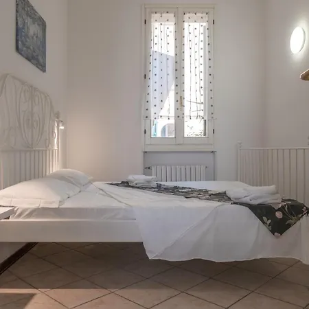 Turati - Short Apartment