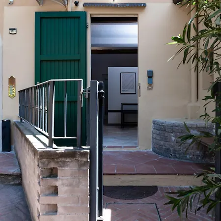 Turati - Short Bologna