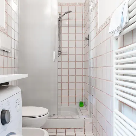 Turati - Short Appartement *